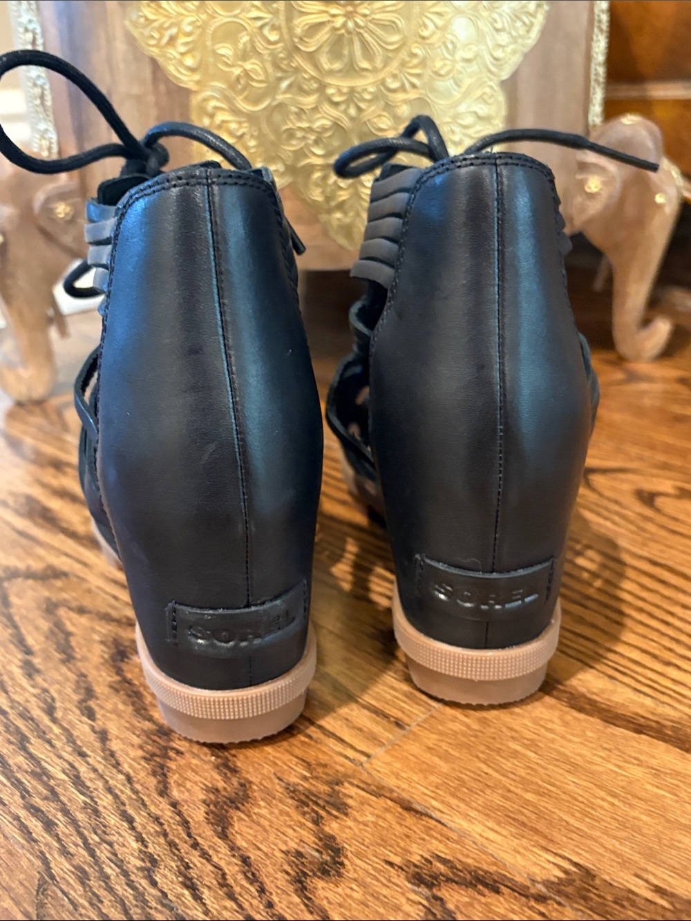 Sorel Black Lace-Up Wedge Sandals with Tan Sole size 9 - Picture 8 of 12